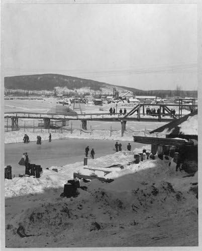 HistoricalFindings fotografija: zimski most preko rijeke,Fairbanks,Aljaska,AK,Klizanje na ledu,Sjedinjene Američke Države, c1915
