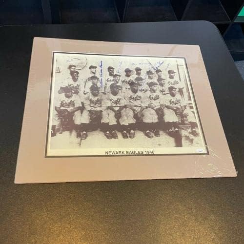 1946. Newark Eagles Negra Ligaška liga potpisao je velika 18x24 photo Larry Doby JSA COA - AUTOGREM MLB