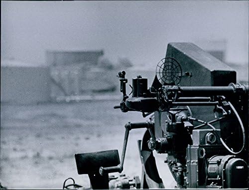 Vintage fotografija mitraljeza u Iranu.- Juli 1959